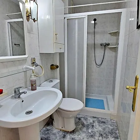 084 - Isabel La Católica - Comfortholidays Apartamento *